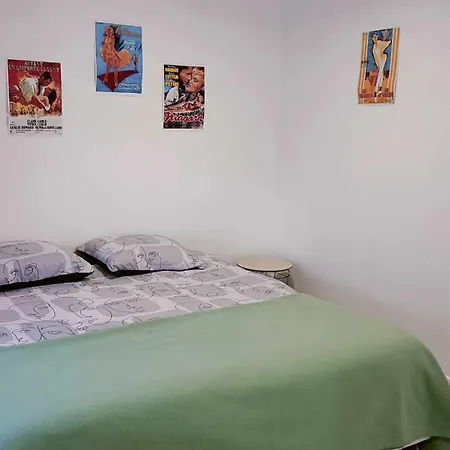 American Diner Sur La Site The Farm Ouest Capacite 7 Personnes Feriehus *