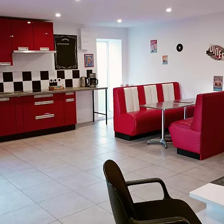 American Diner Sur La Site The Farm Ouest Capacite 7 Personnes Feriehus