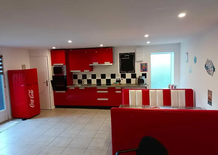 American Diner Sur La Site The Farm Ouest Capacite 7 Personnes